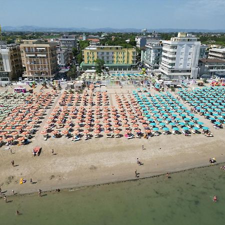 Hotel Holiday Park Bellaria-Igea Marina Esterno foto