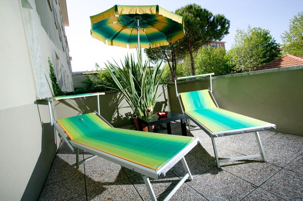 Hotel Holiday Park Bellaria-Igea Marina Esterno foto