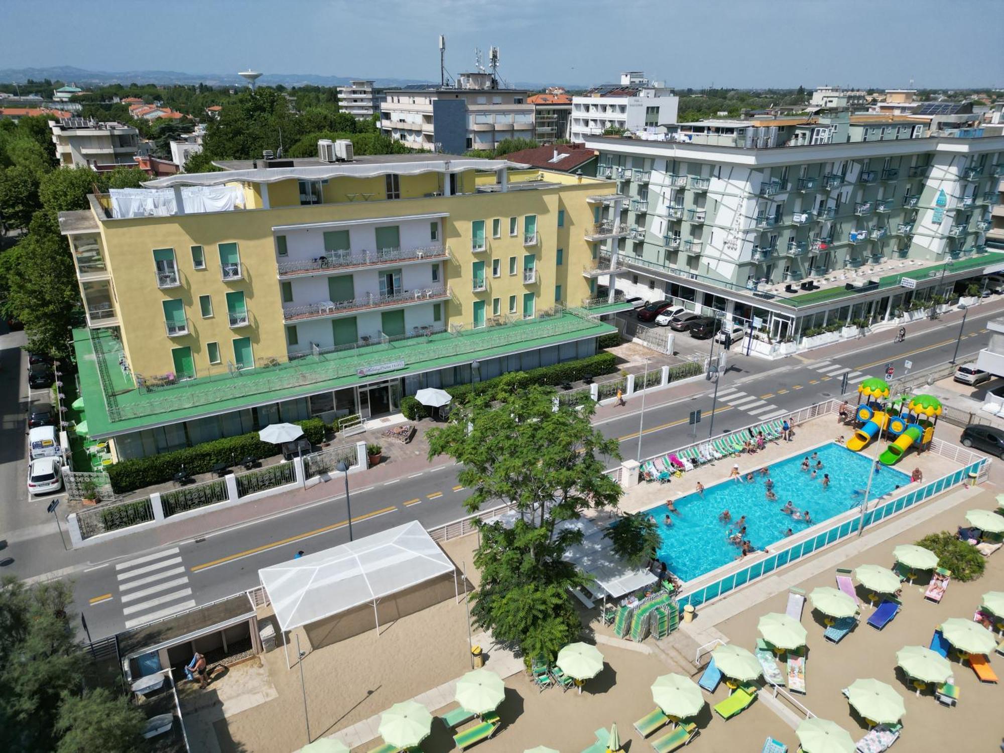 Hotel Holiday Park Bellaria-Igea Marina Esterno foto