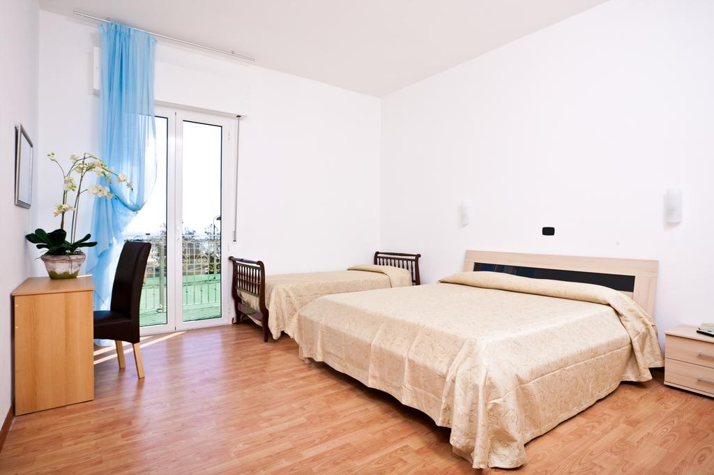 Hotel Holiday Park Bellaria-Igea Marina Camera foto